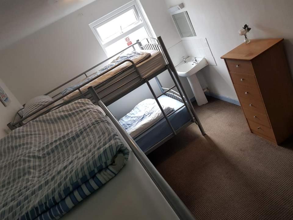 Blue Room Hostel Newquay New Quay Kültér fotó
